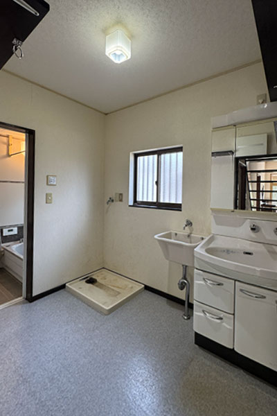 太田市リノベーション洗面所ビフォー